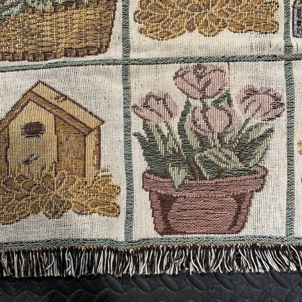 Vintage Tapestry Accent Rug Sunflowers Birdhouses Garden Grid Fringed Mat 21x36